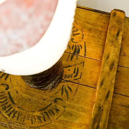 La Via Del Carretto Capri Leone