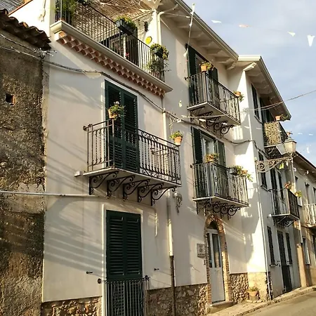 Bed & Breakfast La Via Del Carretto *